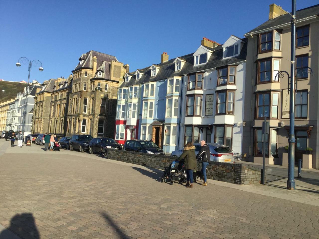 Cardigan Bay Self Catering Accommodation Aberystwyth Exterior photo
